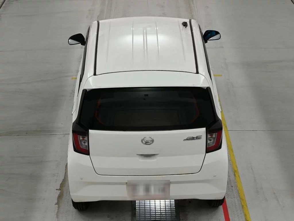 Daihatsu Mira e:S LA350S 2021